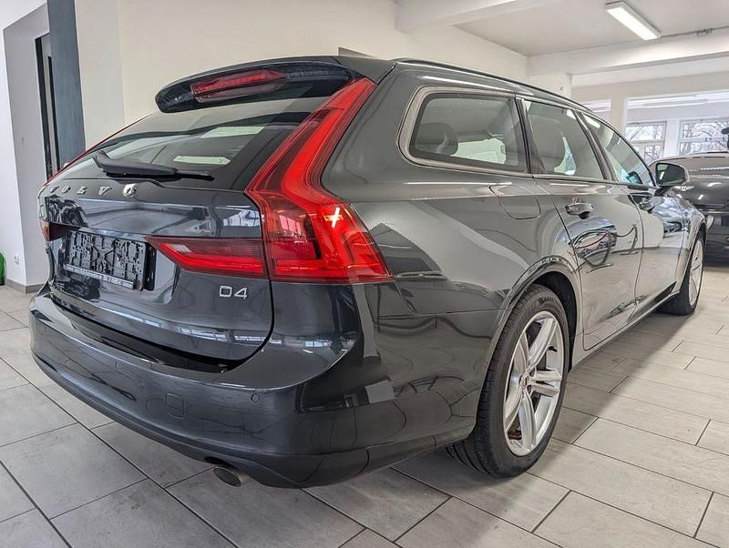 Gebraucht Volvo V90 Kinetic 190 PS (139 kW) 2017 Grau Kombi