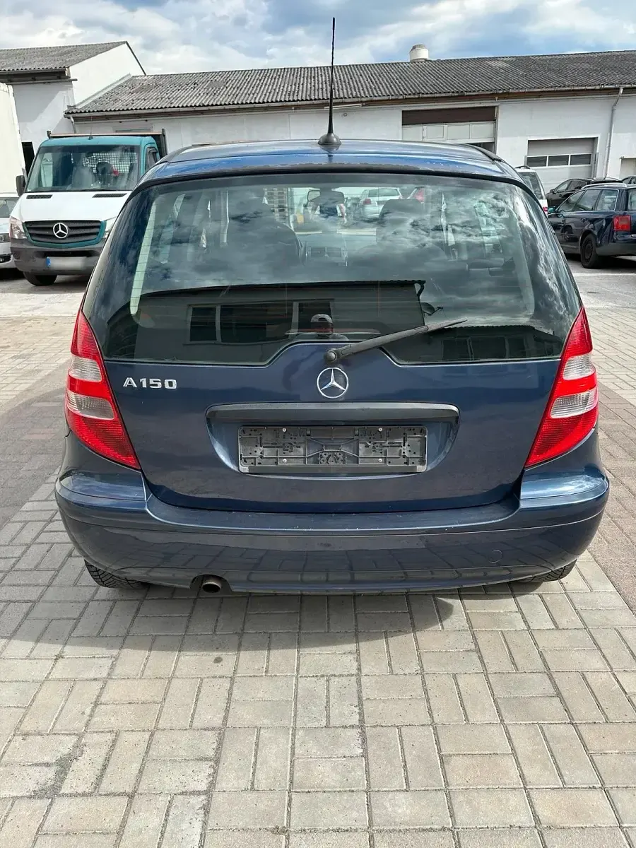 Gebraucht Mercedes A150 95 PS (69 kW) 2005 Blau Kleinwagen