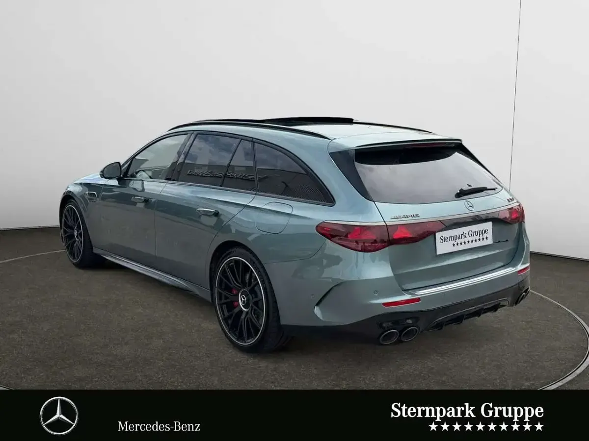 Gebraucht Mercedes E53 AMG Premium Plus 449 PS (330 kW) 2025 Lack verdesilber Kombi