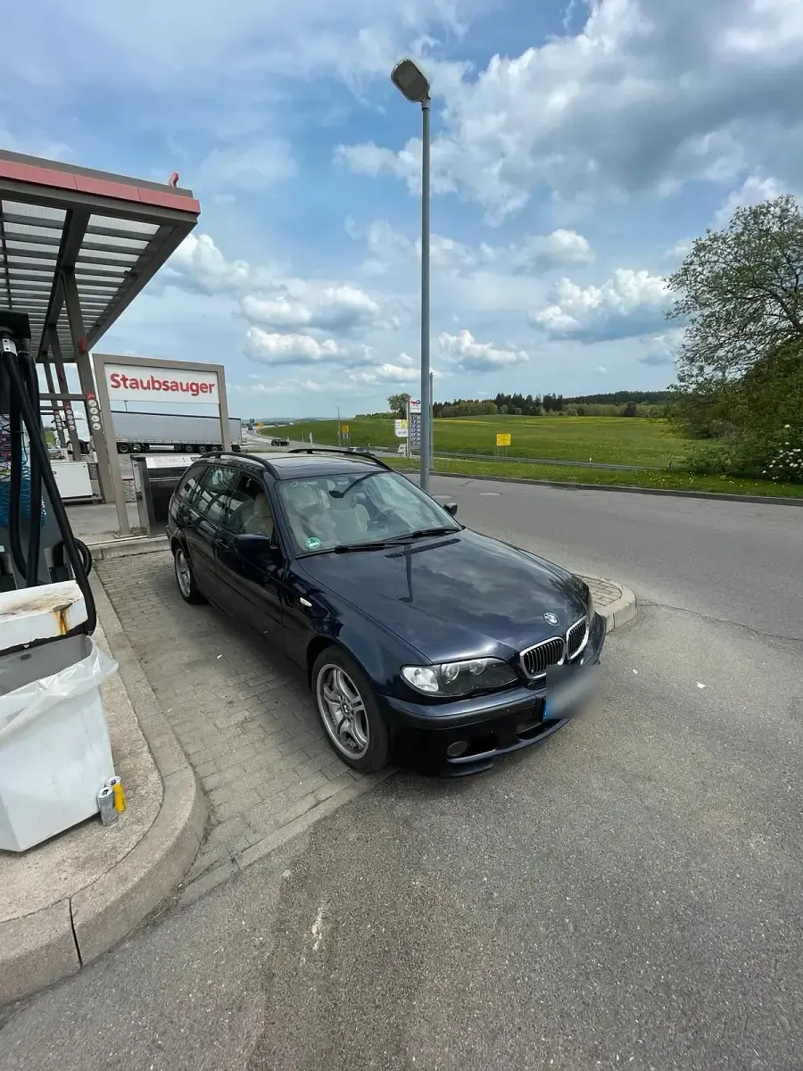 Second-hand BMW 330 184 CP (135 kW) 2003 Albastru Break