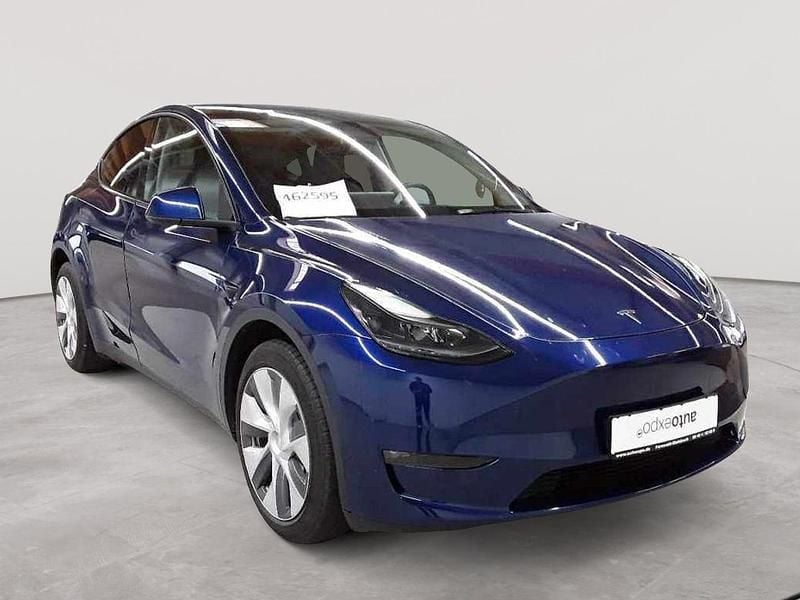 Deep blue metallic Gebraucht 2022 Tesla Model Y SUV | 29.990 € (Superpreis) - Bild 1/4