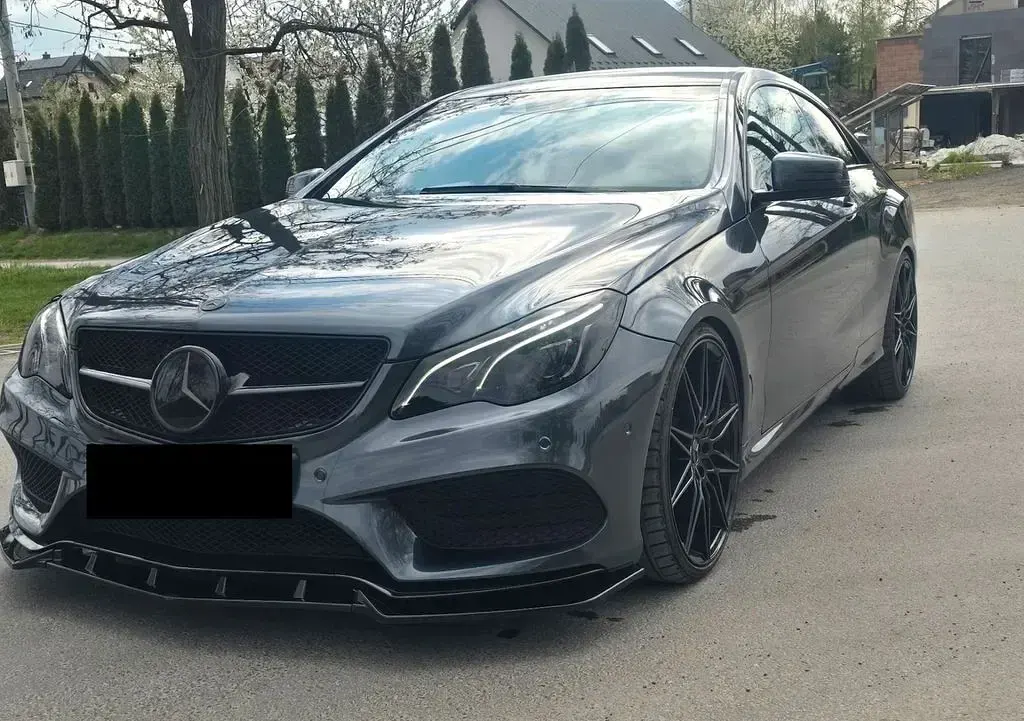 Gebraucht Mercedes E350 252 PS (185 kW) 2013 Silber Coupé