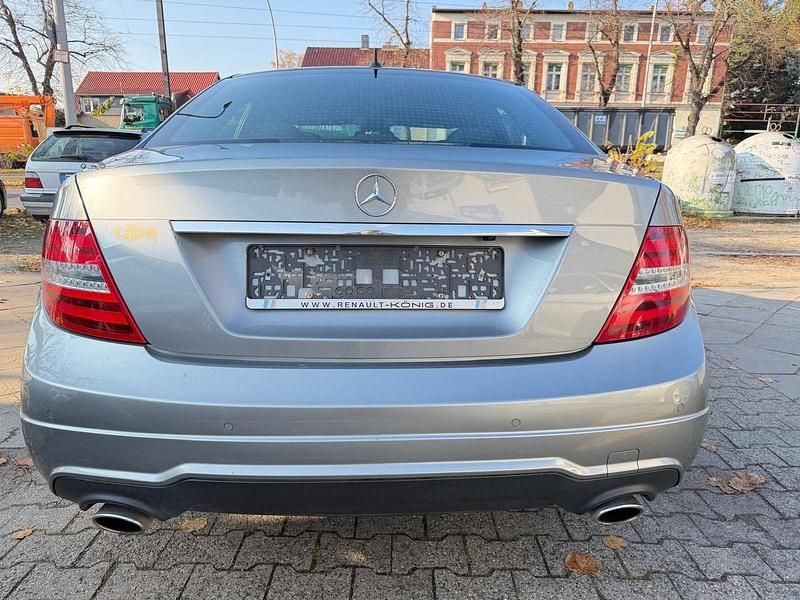 Gebraucht Mercedes C300 AMG line Plus 231 PS (169 kW) 2011 Silber Limousine