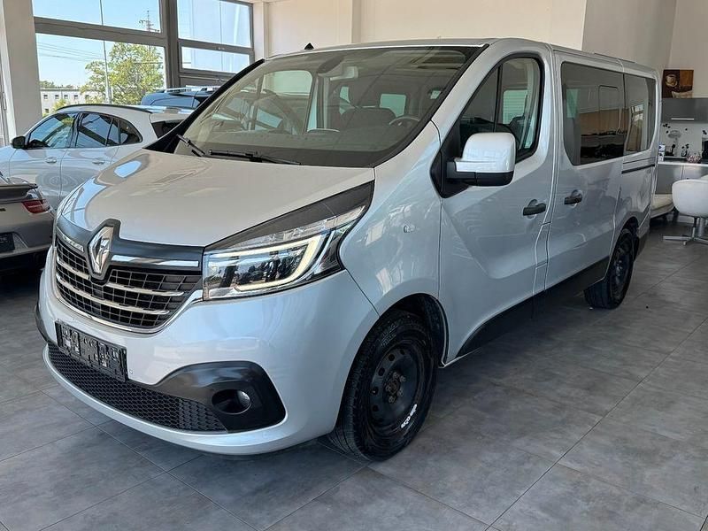 Gebraucht Renault Trafic 170 PS (125 kW) 2020 Silber Van / Kleinbus