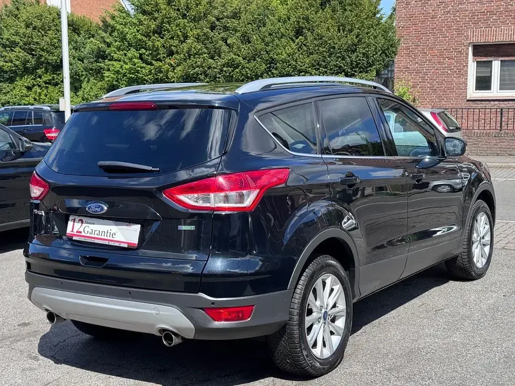 Używany Ford Kuga Titanium 150 KM (110 kW) 2016 Czarny SUV