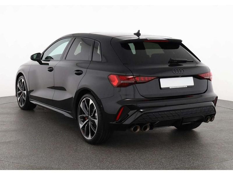 Gebraucht Audi S3 Ambiente 333 PS (244 kW) 2025 Schwarz Limousine