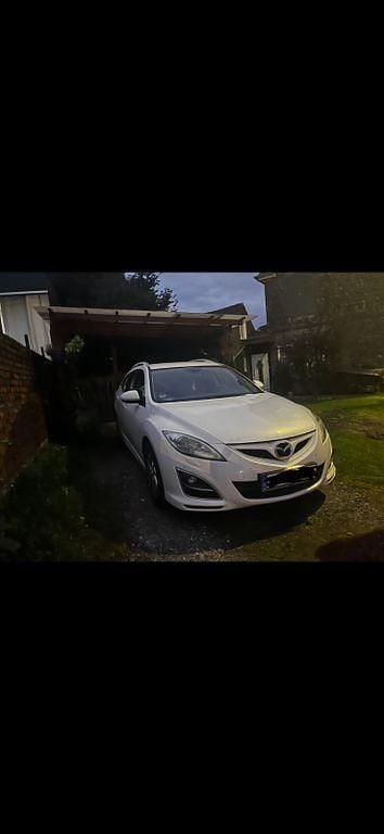 Weiß Gebraucht 2011 Mazda 6 Sports-Line Limousine | 3.000 € (Fairer Preis) - Bild 1/4