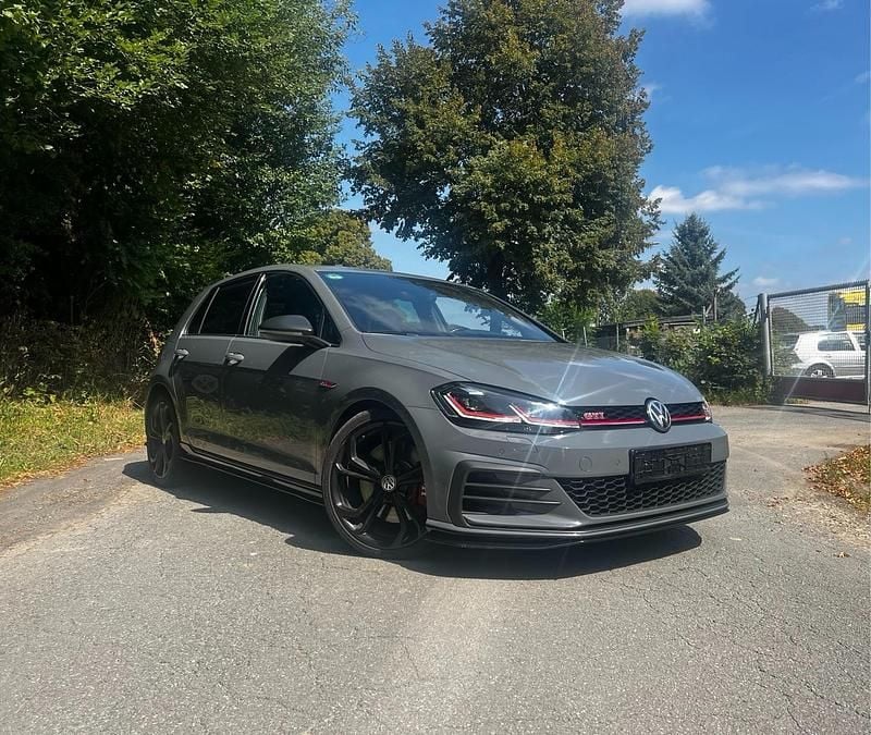 Gebraucht VW Golf VII GTI 290 PS (213 kW) 2019 Grau Limousine