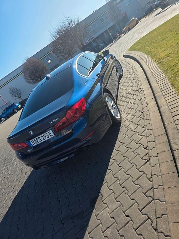 Gebraucht BMW 530e iPerformance 252 PS (185 kW) 2019 Blau Limousine