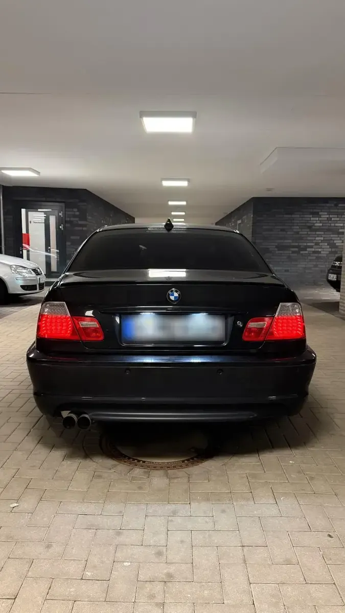 Gebraucht BMW 318 M Sport 150 PS (110 kW) 2005 Schwarz Coupé