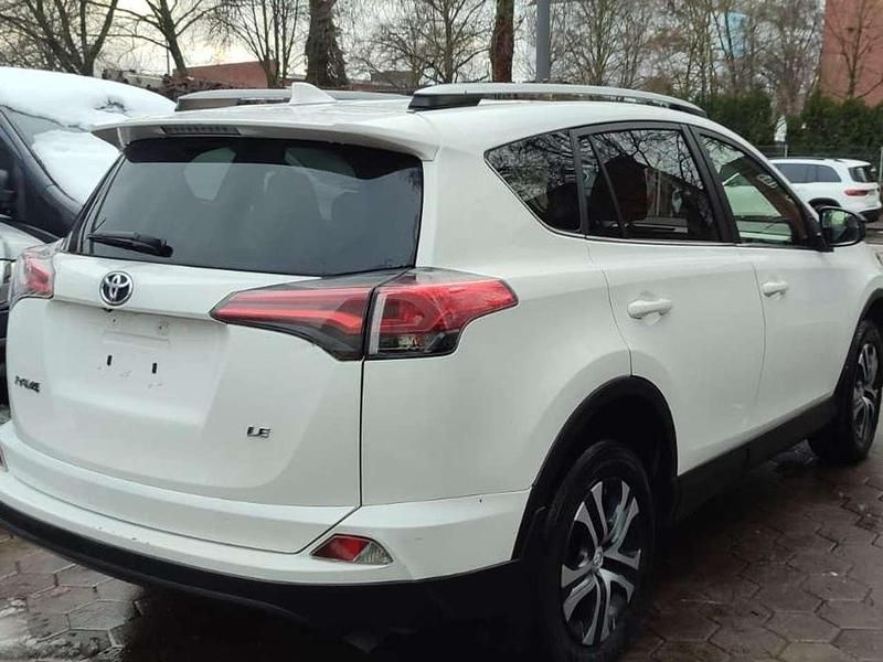 Gebraucht Toyota RAV4 152 PS (111 kW) 2016 Weiß SUV