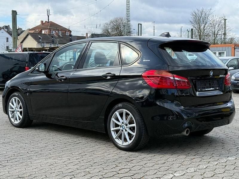 Gebraucht BMW 225 136 PS (100 kW) 2018 Schwarz Kombi