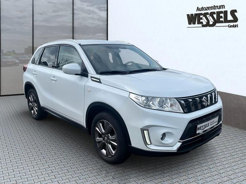 Gebraucht Suzuki Vitara Comfort 111 PS (81 kW) 2019 Weiß SUV