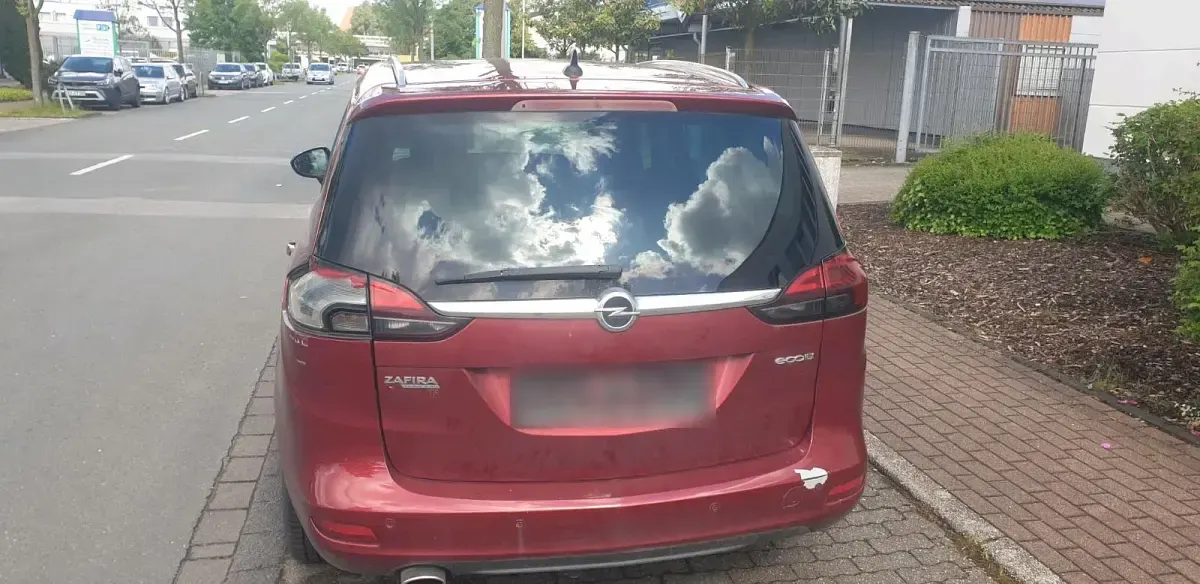 Gebraucht Opel Zafira 165 PS (121 kW) 2013 Rot Van / Kleinbus