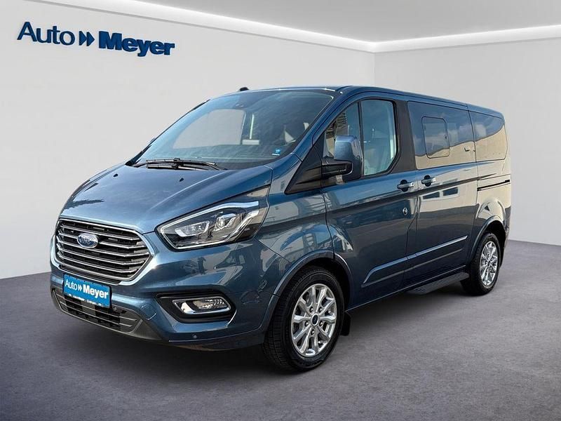 Gebraucht Ford Tourneo Titanium 131 PS (96 kW) 2021 Blau Van / Kleinbus