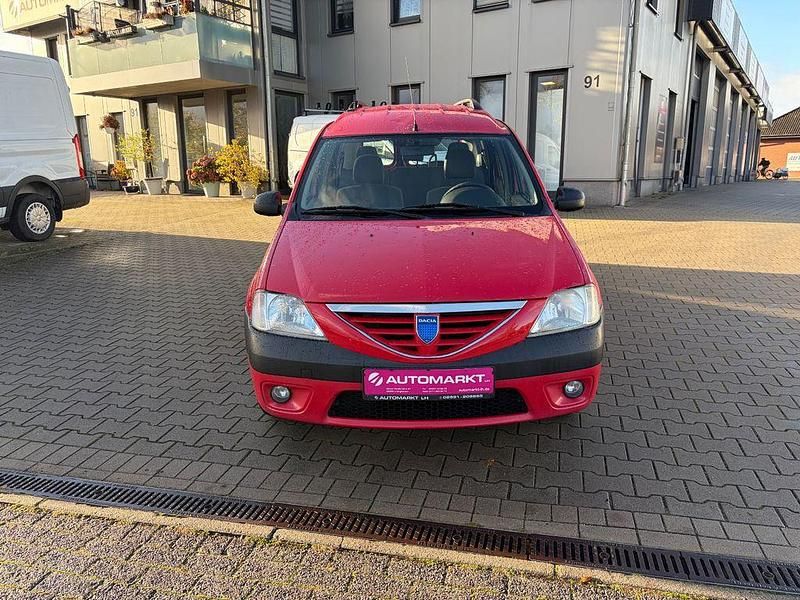 Rot Gebraucht 2008 Dacia Logan MCV Lauréate Kombi | 1.990 € (Fairer Preis) - Bild 1/4