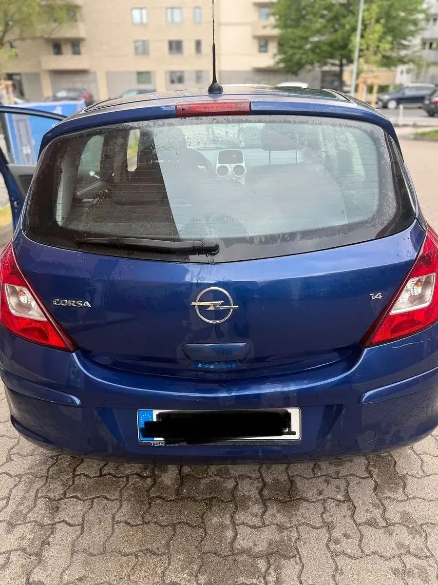 Usado Opel Corsa 120 HP (88 kW) 2009 Citadino