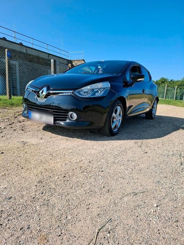 Schwarz Gebraucht 2016 Renault Clio IV Kleinwagen | 6.500 € (Fairer Preis) - Bild 1/4