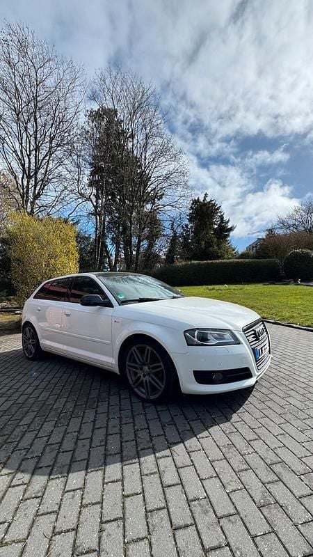 Gebraucht Audi A3 S-Line 170 PS (125 kW) 2011 Weiß Kleinwagen