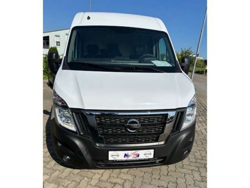Gebraucht Nissan Interstar 150 PS (110 kW) 2023 Mineral white Van