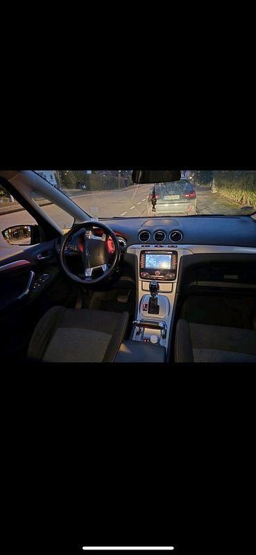 Gebraucht Ford S-MAX S 140 PS (102 kW) 2010 Schwarz Van / Kleinbus