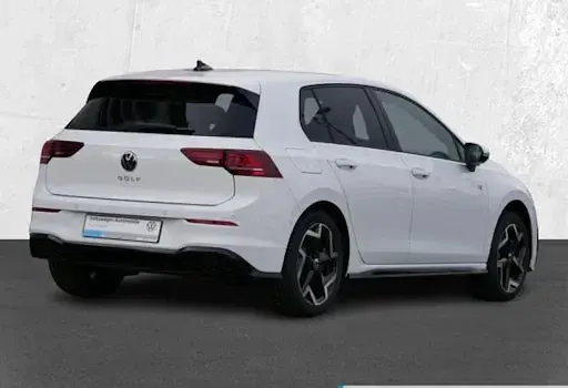 Neu VW Golf VIII R-line 150 PS (110 kW) 2026 Weiß Kombi