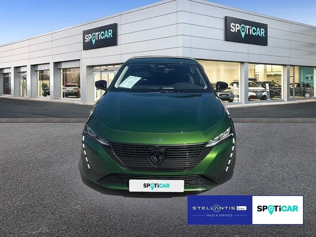 Gebraucht Peugeot 308 Active 131 PS (96 kW) 2023 Schwarz Limousine