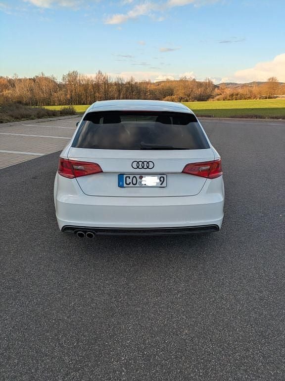 Gebraucht Audi A3 S-Line 184 PS (135 kW) 2014 Weiß Limousine