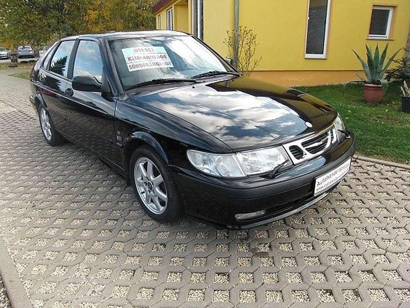 Schwarz Gebraucht 2002 Saab 9-3 Limousine | 4.900 € - Bild 1/4