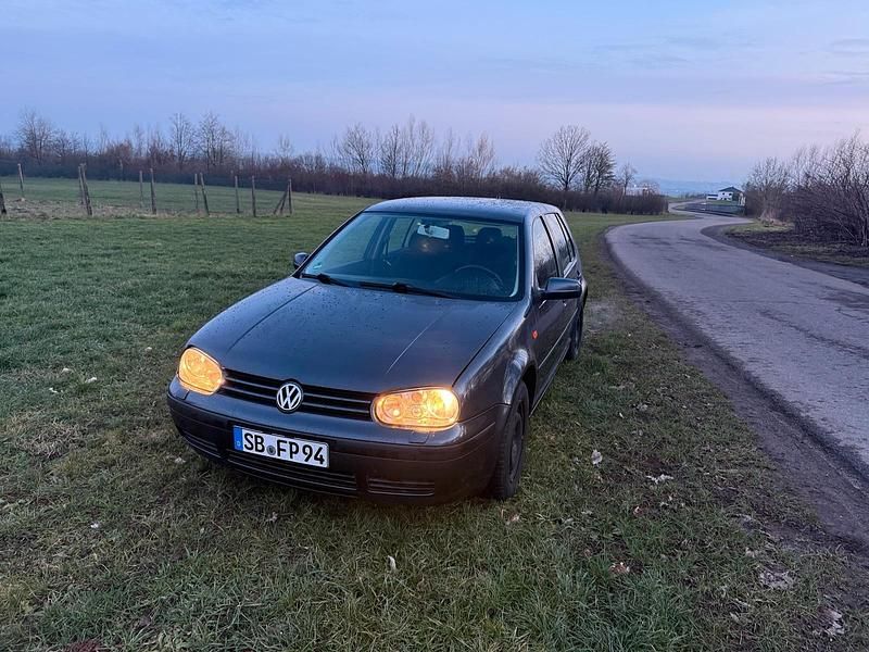 Gebraucht VW Golf III 90 PS (66 kW) 1999 Grau Kleinwagen