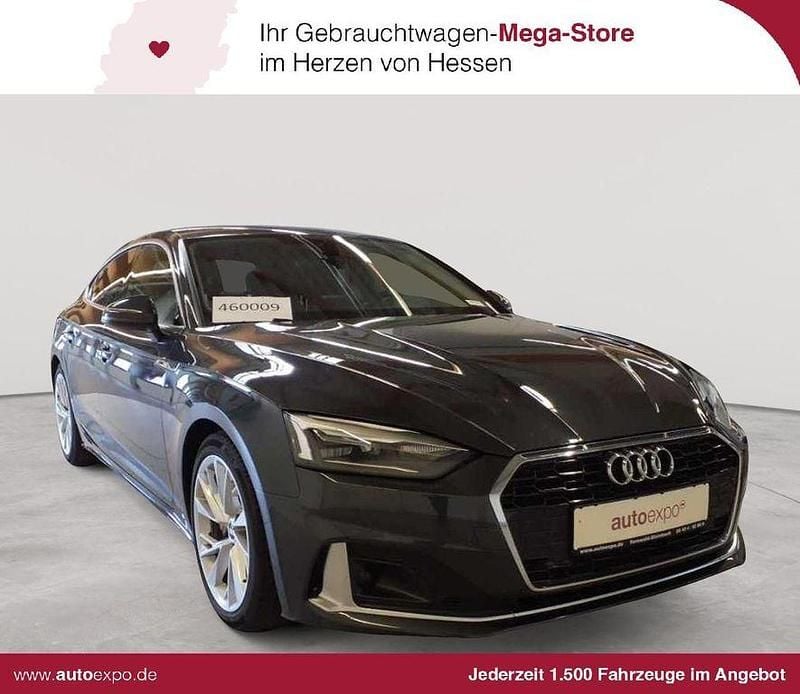 Grau Gebraucht 2021 Audi A5 Sportback Sport Limousine | 24.489 € (Superpreis) - Bild 1/4
