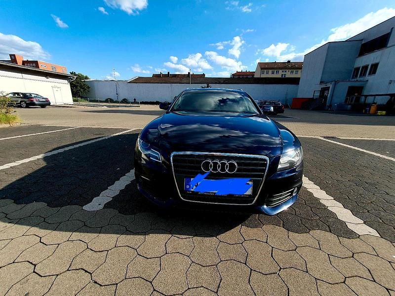 Blau Gebraucht 2009 Audi A4 S-Line Kombi | 6.100 € (Fairer Preis) - Bild 1/4