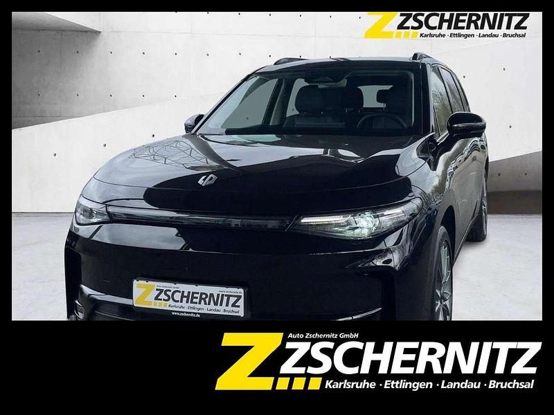 Neu Leapmotor C10 160 kW (218 PS) 2026 Metallic black SUV