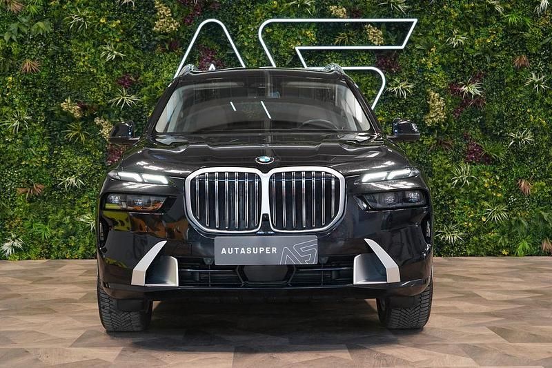 Gebraucht BMW X7 352 PS (258 kW) 2023 Schwarz SUV