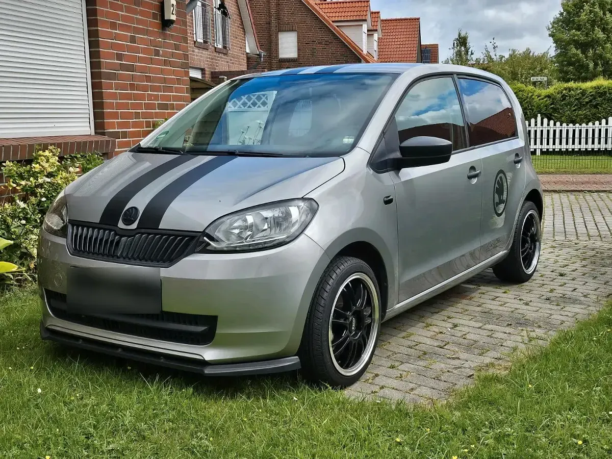 Gebraucht Skoda Citigo 60 PS (44 kW) 2016 Grau Kleinwagen