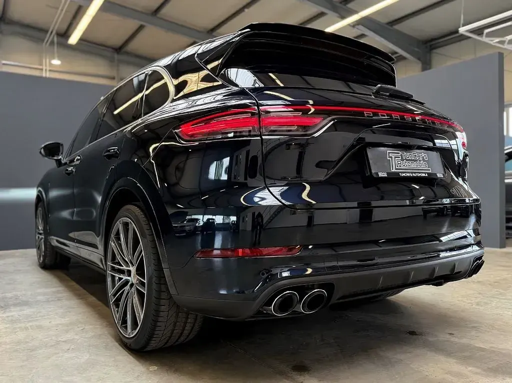 Gebraucht Porsche Cayenne 549 PS (403 kW) 2023 Blau SUV