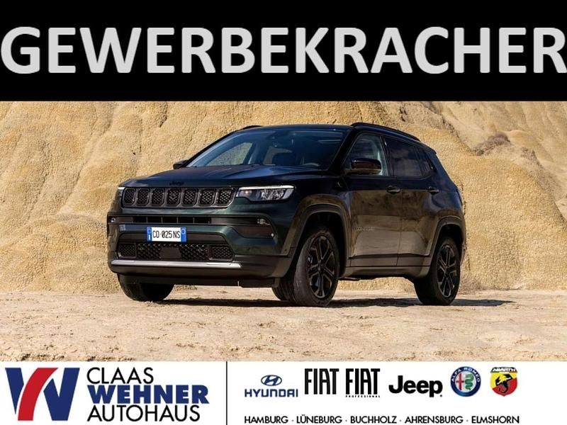 Techno green metallic clear co Gebraucht 2024 Jeep Compass North SUV | 37.990 € - Bild 1/2