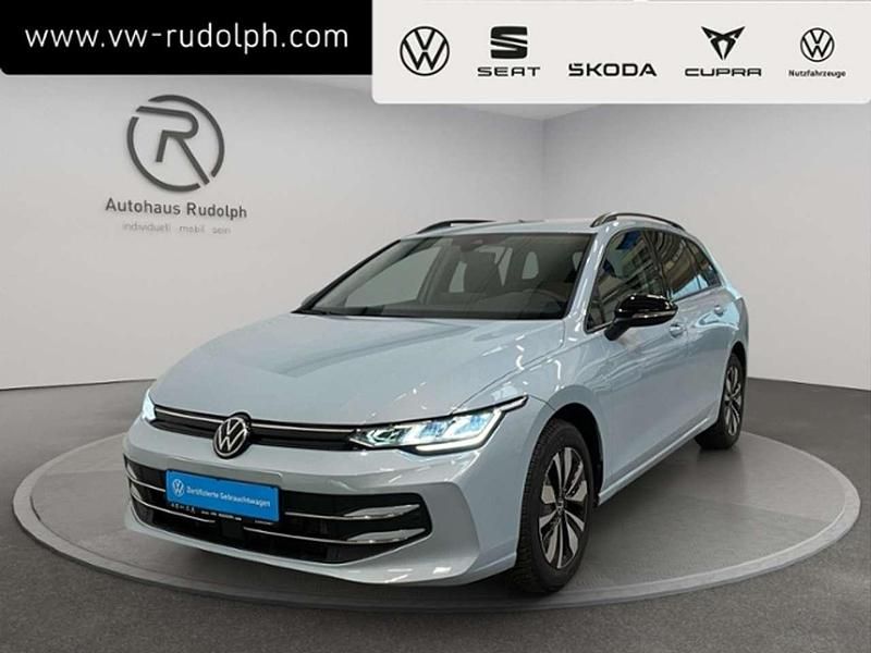Crystal ice blue metallic Gebraucht 2024 VW Golf VIII Goal Kombi | 25.789 € - Bild 1/4