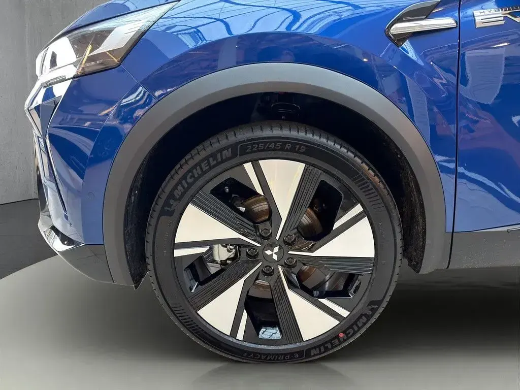 Neu Mitsubishi Grandis Top 158 PS (116 kW) 2026 Blau SUV