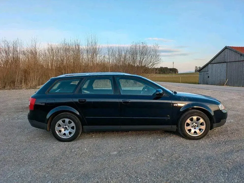 Occasion Audi A4 131 ch (96 kW) 2003 Bleue Break
