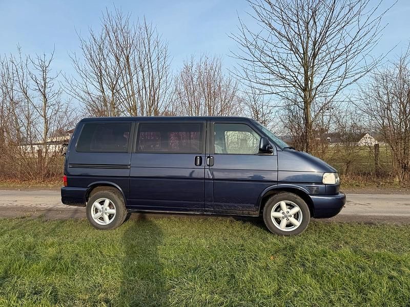 Gebraucht VW Multivan 102 PS (75 kW) 1998 Violet Van