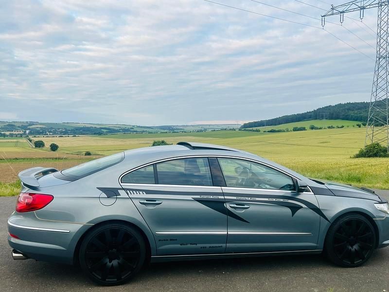 Gebraucht VW Passat 200 PS (147 kW) 2009 Blau Coupé