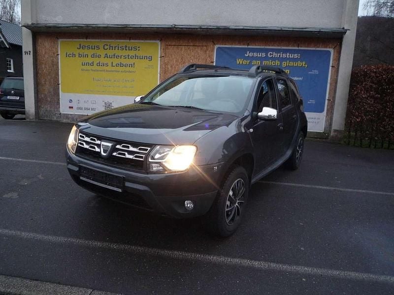 Gebraucht Dacia Duster Basis 105 PS (77 kW) 2016 Grau "comete" SUV
