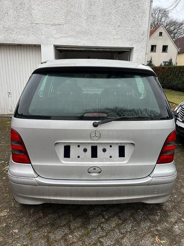 Gebraucht Mercedes A160 102 PS (75 kW) 2001 Silber Kleinwagen