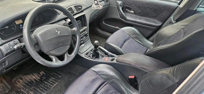 Gebraucht Renault Laguna II 120 PS (88 kW) 2003 Silber Kombi