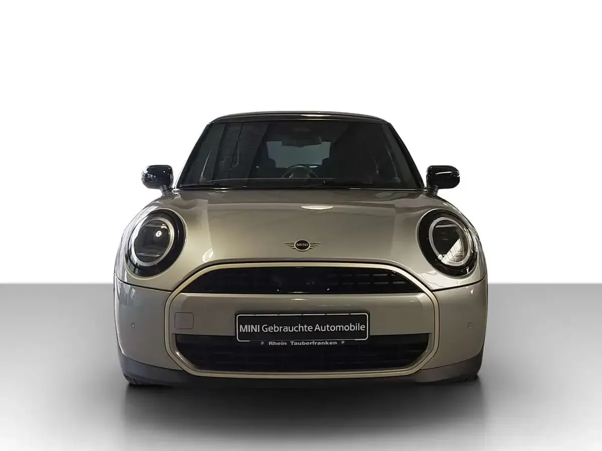 Używany Mini Cooper 114 kW (156 KM) 2025 Srebrny Hatchback