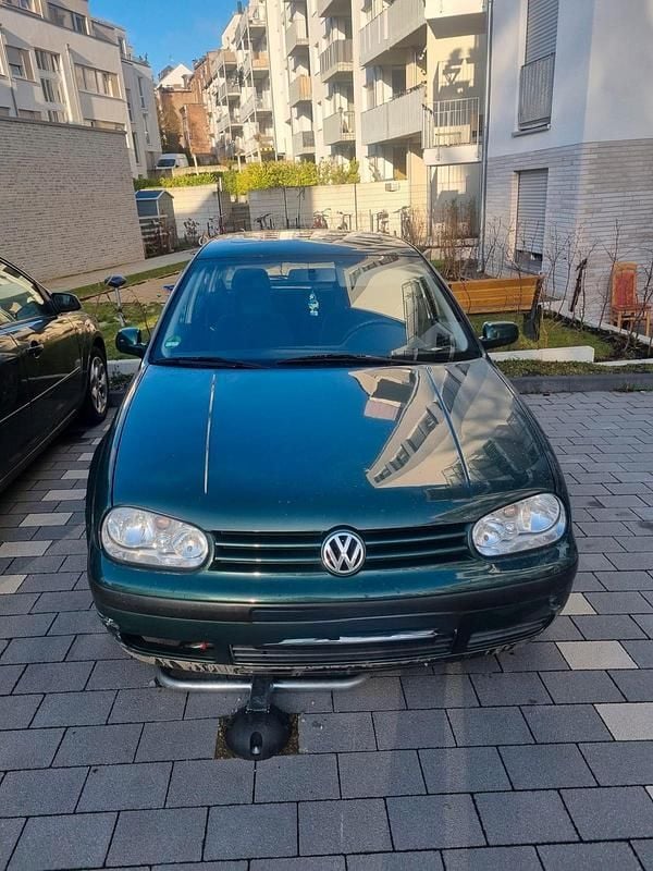 Gebraucht VW Golf IV 105 PS (77 kW) 1998 Grün Kleinwagen