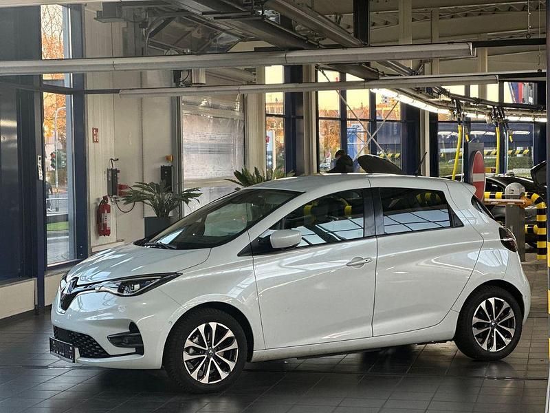 Gebraucht Renault Zoe Experience 50 kW (69 PS) 2020 Weiß Kleinwagen