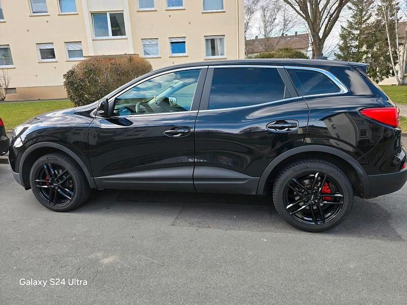 Gebraucht Renault Kadjar 130 PS (95 kW) 2017 Schwarz SUV