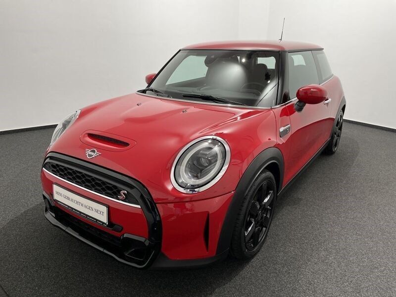 Rot Gebraucht 2023 Mini Cooper S Hatch Kleinwagen | 27.833 € (Fairer Preis) - Bild 1/4